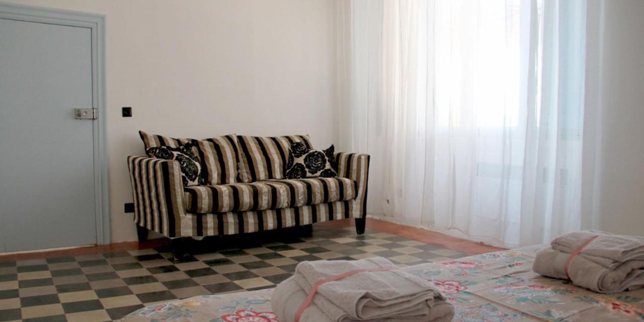 La Planque Des Freres Hotel Rivieres  ภายนอก รูปภาพ